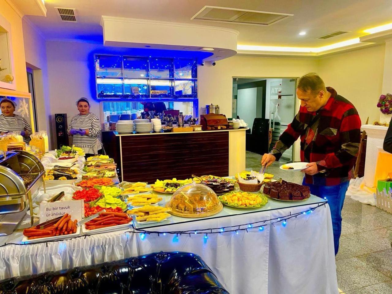 Hotel Argo Батуми Екстериор снимка