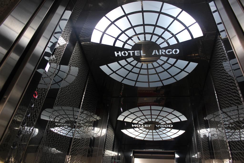 Hotel Argo Батуми Екстериор снимка
